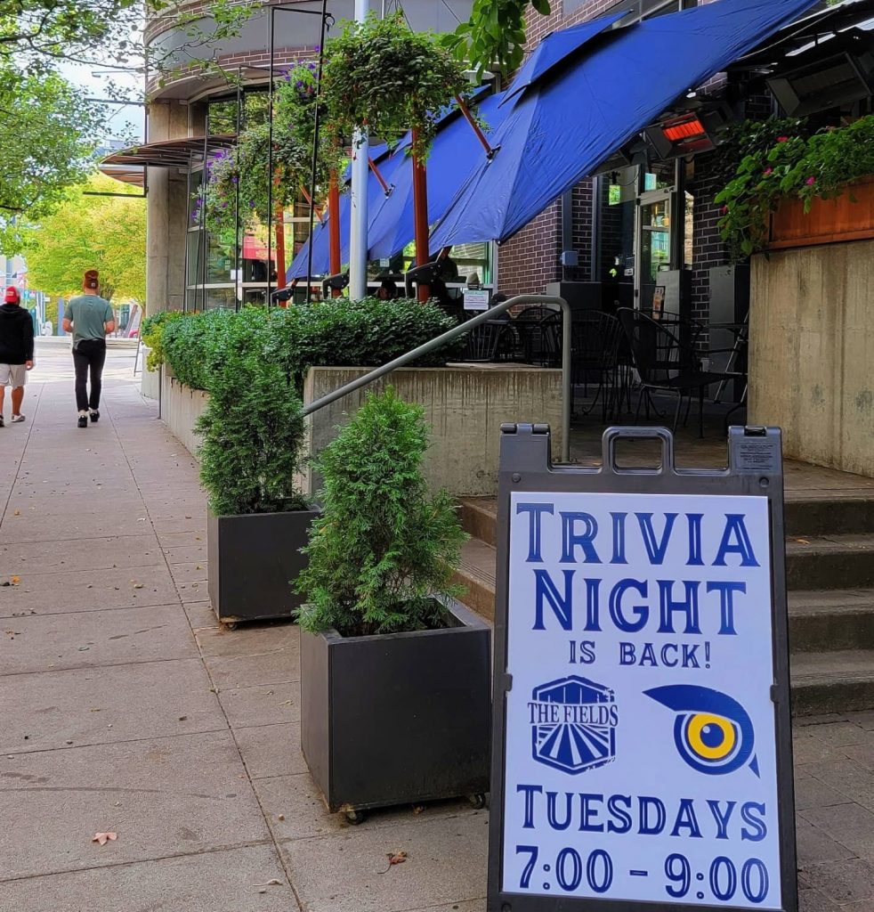 the fields bar and grill a frame trivia night sign